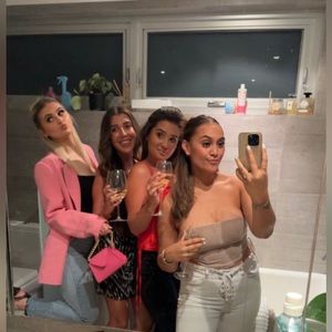 Meet your Posher, Cerys